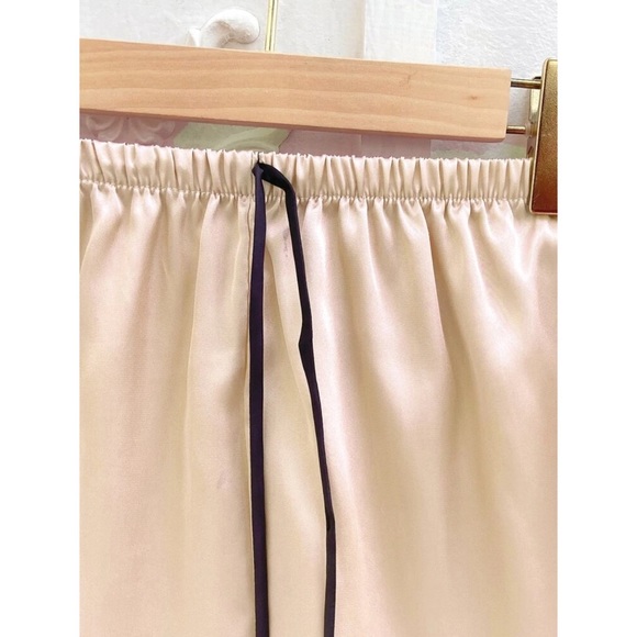 Manuela 6pcs Satin Pajama Set - Picture 3 of 6